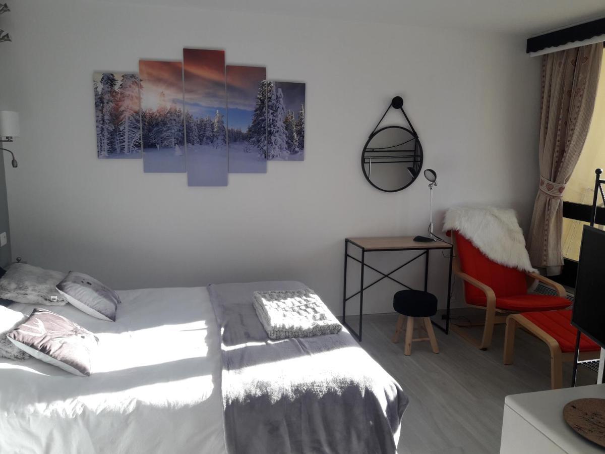 Appartement 4/6 Pers Plein Sud. Front De Neige Isola 2000 Kültér fotó